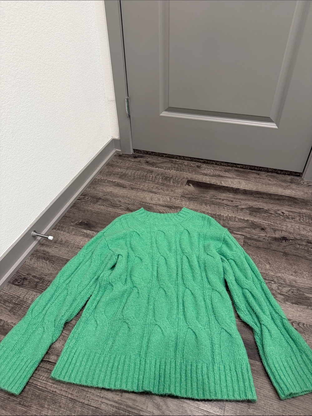 American Eagle Outfitters Mint Green Cable-Knit Crewneck Sweater